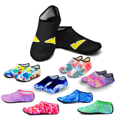Kundengebundene Wasser-Sport-Strand-Schwimmen trifft dünne multi Drucke hart, die Antibeleg-Eignungs-Yoga-Tanz-Schwimmen tauchende Unterwasserschuhe surft