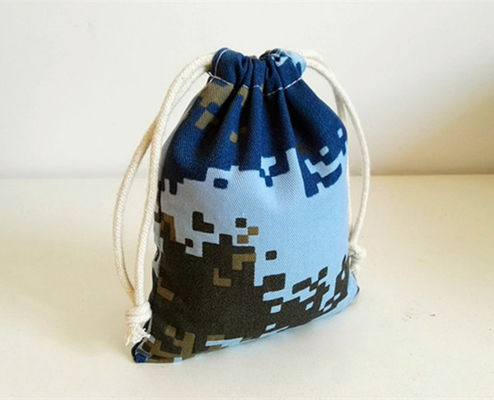 Fertigen Sie Mini Drawstring Bag Reusable Dust-Abdeckungs-Beutel für Geschenk besonders an