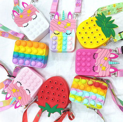 Unruhe-Stoß sprudelt quer- Leichensack des Toy Rainbow Unicorn Coin Purse-Geldbörsen-Damen-Silikons